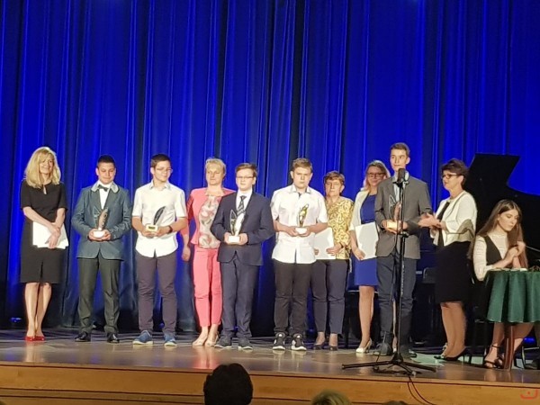 laureaci_2019_6