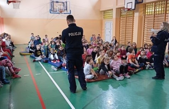 bezpieczne-ferie-2024-policja_03