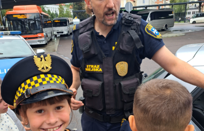 m8