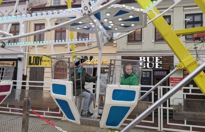 4a_swiateczne_miasteczko