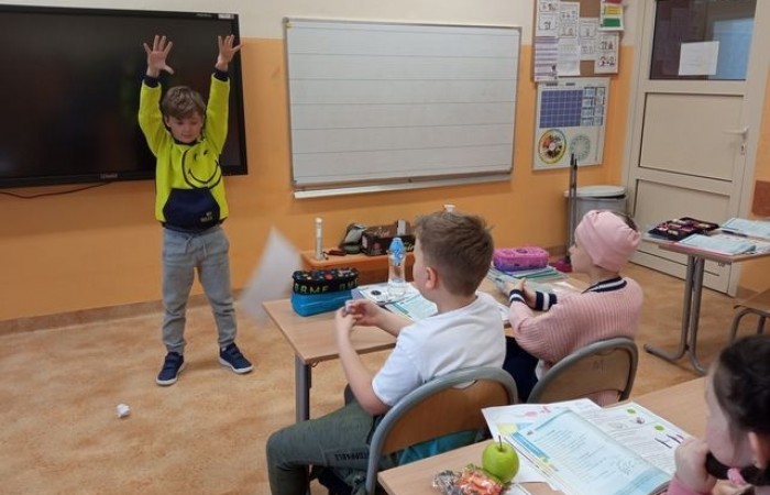 2b_eksmerymenty_powietrze_06