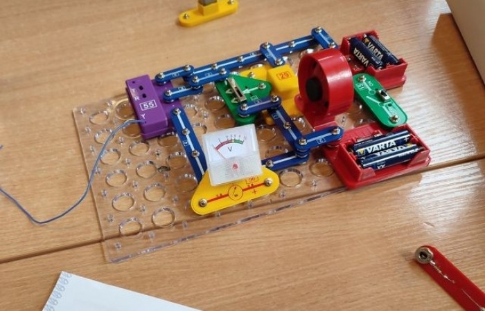 lekcja_fizyki_kl_8_05