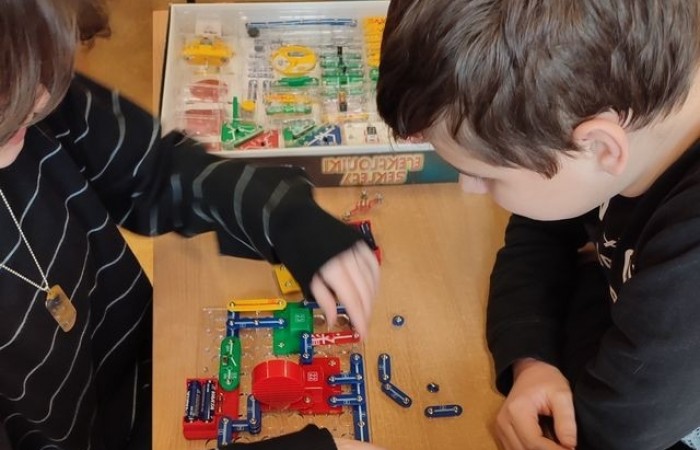 lekcja_fizyki_kl_8_06