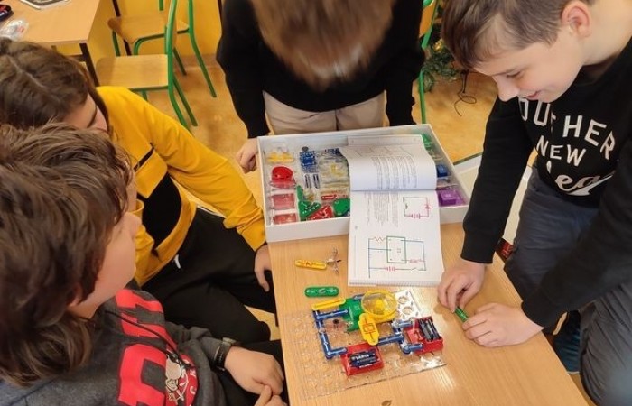 lekcja_fizyki_kl_8_08