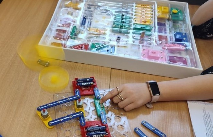 lekcja_fizyki_kl_8_12