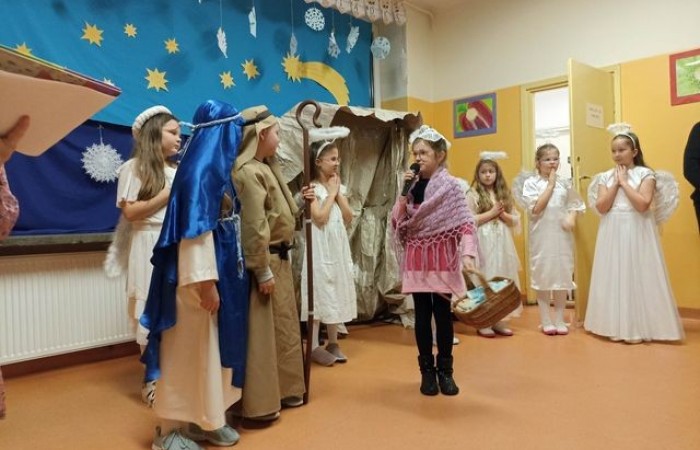 ŚWIĘTO BABCI I DZIADKA W 3A_06