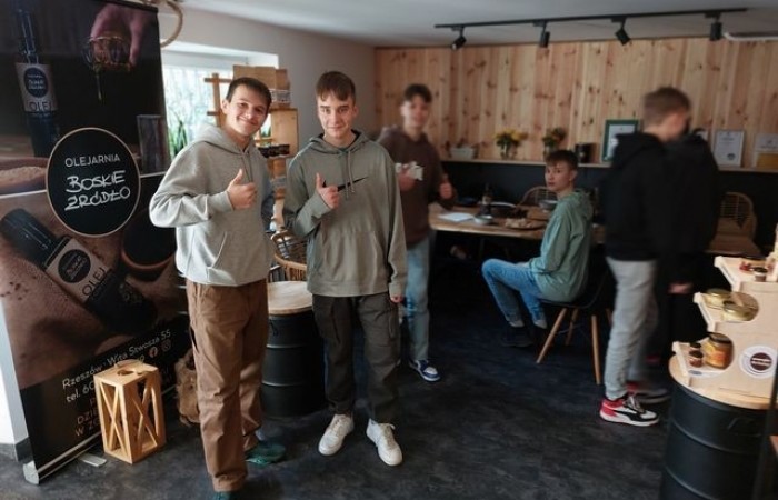 8b_wizyta_w_olejarni_04