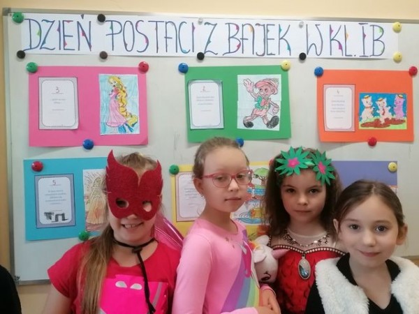 1b_dzien_postaci_z_bajek_2023_09