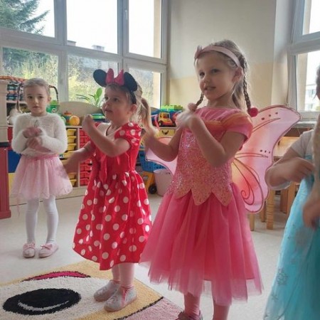 DZIEN_POSTACI_Z_BAJEK_przedszk_2023_06