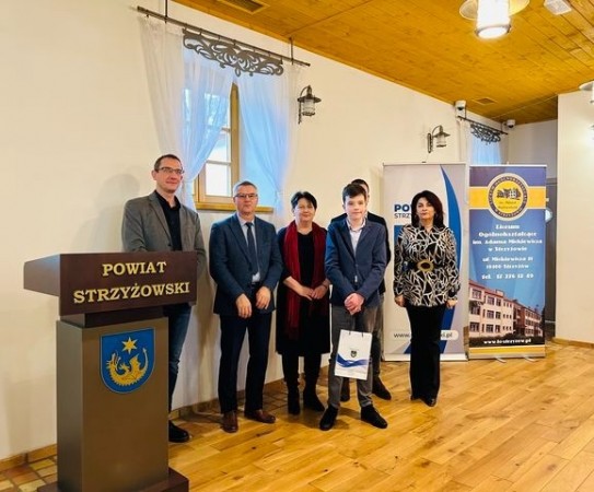 dyktando_niepodleglosciowe_2023_06