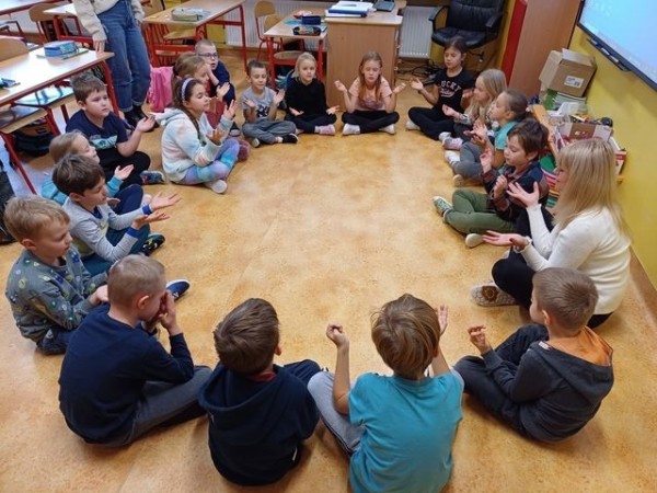 szkola-ktora-laczy_2023_07