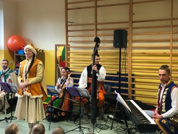 mobilna_filharmonia-grudzen_2023_04